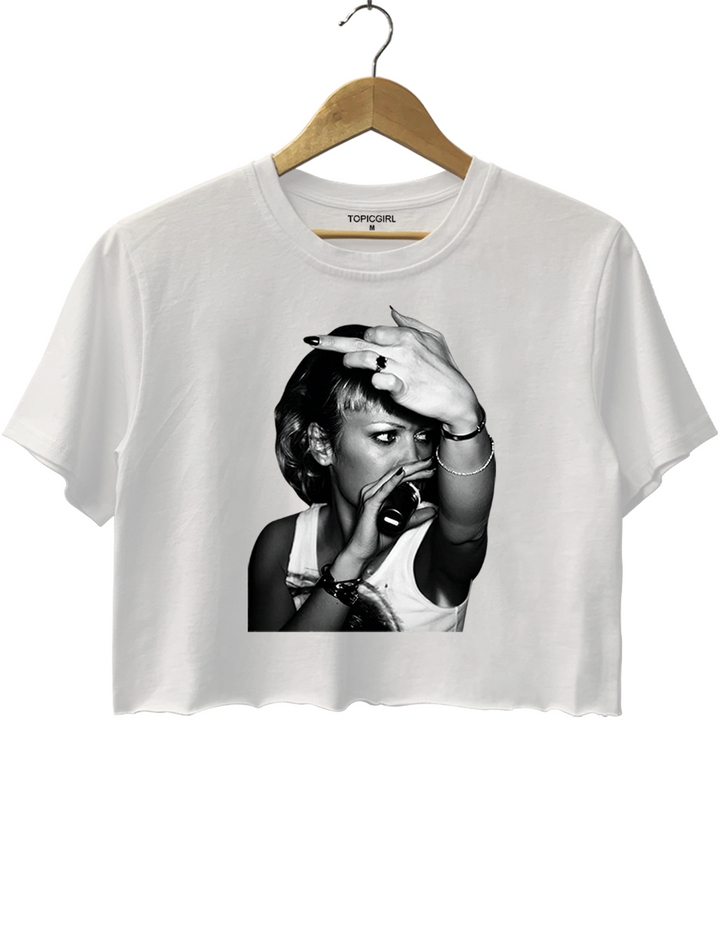 Stefani 90s Vintage Graphic Crop Top