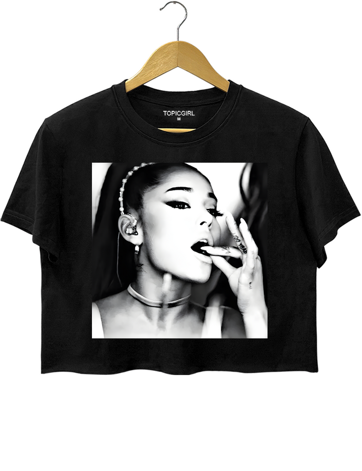 Ariana Grande Glamorous Black And White Crop Top