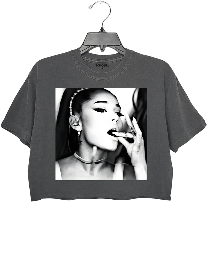 Ariana Grande Glamorous Black And White Crop Top