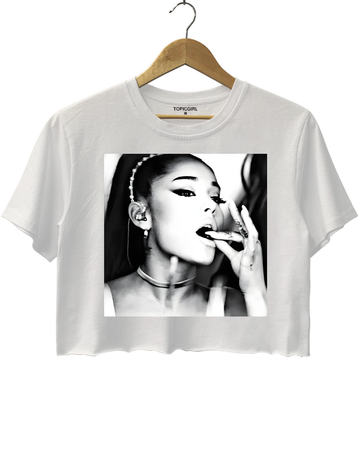 Ariana Grande Glamorous Black And White Crop Top